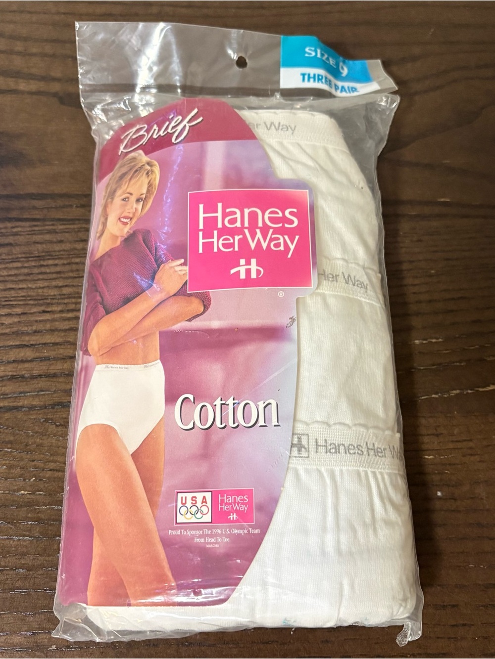 Vintage 1995 Hanes Her Way 100% Cotton Brief in Size 9 -3 pack